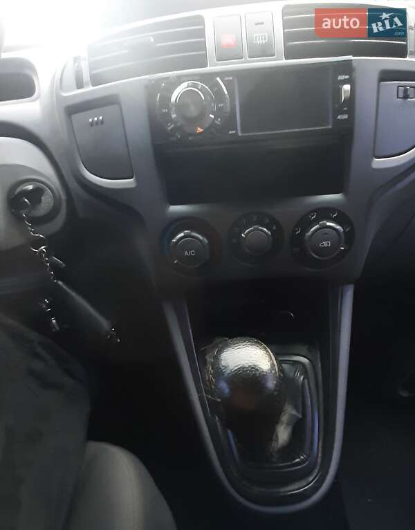 Минивэн Hyundai Matrix 2006 в Киеве