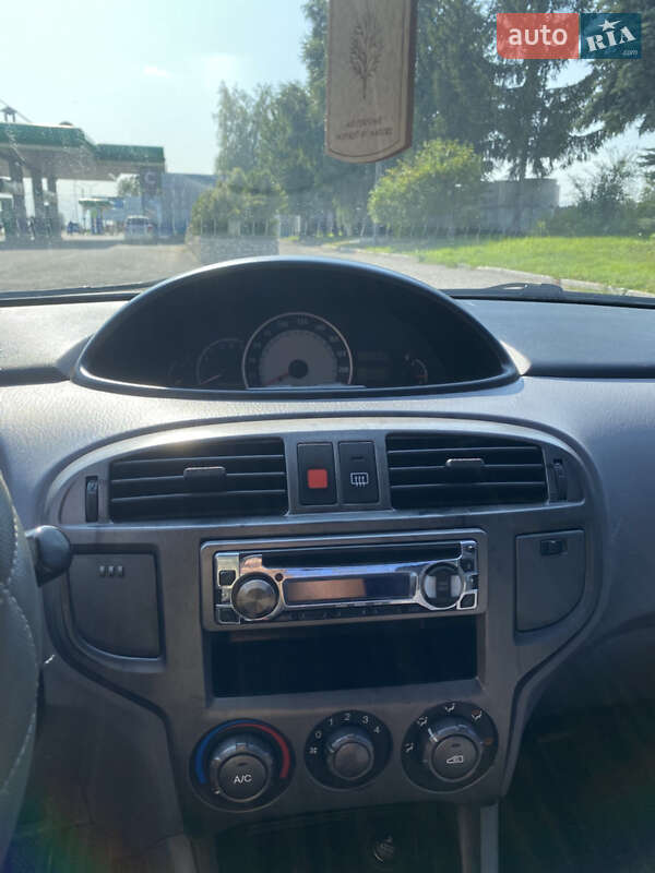 Минивэн Hyundai Matrix 2003 в Тернополе