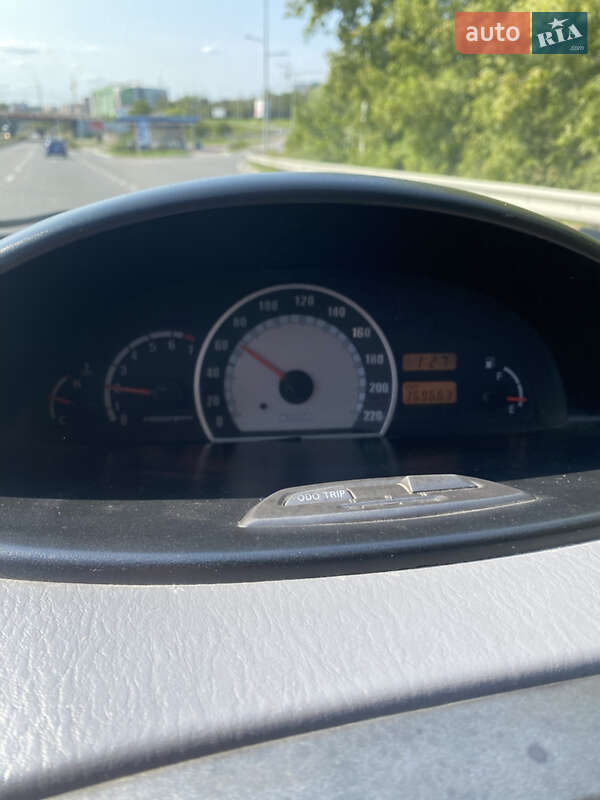 Минивэн Hyundai Matrix 2003 в Тернополе