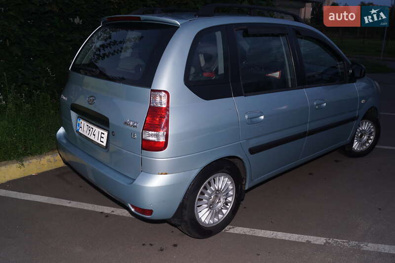 Мінівен Hyundai Matrix 2010 в Києві