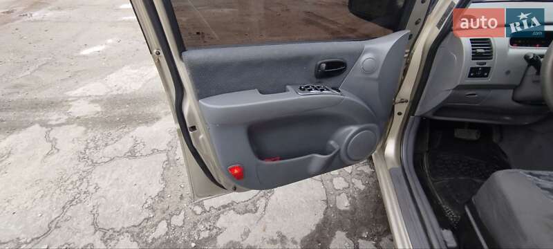 Мінівен Hyundai Matrix 2006 в Дніпрі