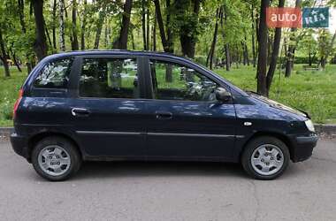 Минивэн Hyundai Matrix 2004 в 