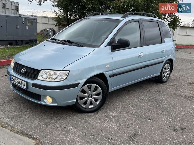 Минивэн Hyundai Matrix 2008 в 