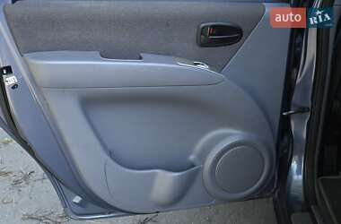 Мінівен Hyundai Matrix 2004 в 