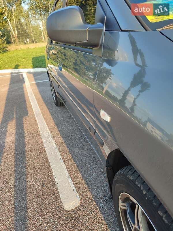 Мінівен Hyundai Matrix 2007 в Житомирі