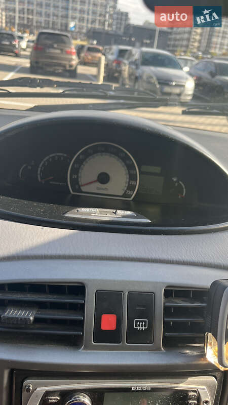 Мінівен Hyundai Matrix 2008 в Іванкові фото 5 Мінівен Hyundai Matrix 2008 в Іванкові