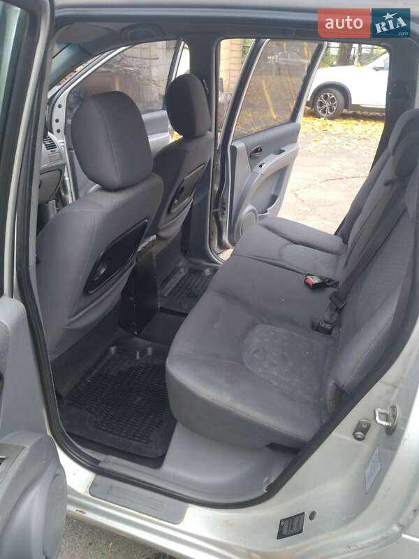 Минивэн Hyundai Matrix 2007 в Киеве фото 6 Минивэн Hyundai Matrix 2007 в Киеве