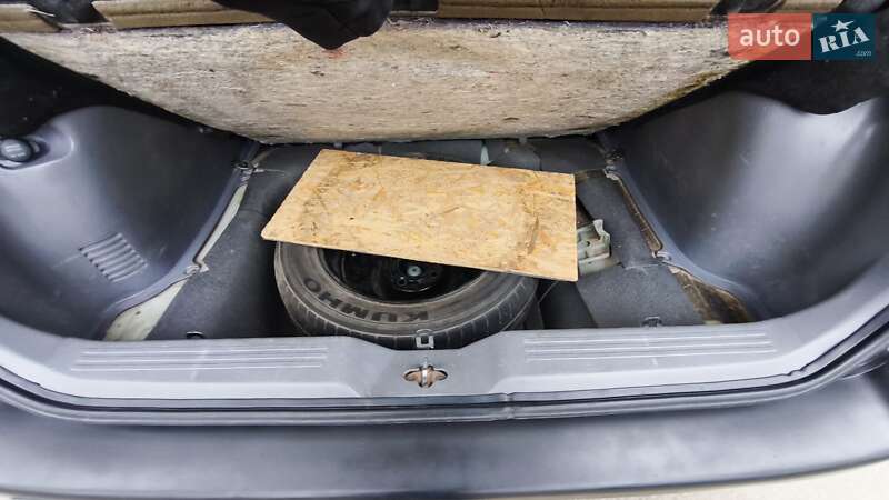 Мінівен Hyundai Matrix 2007 в Дніпрі