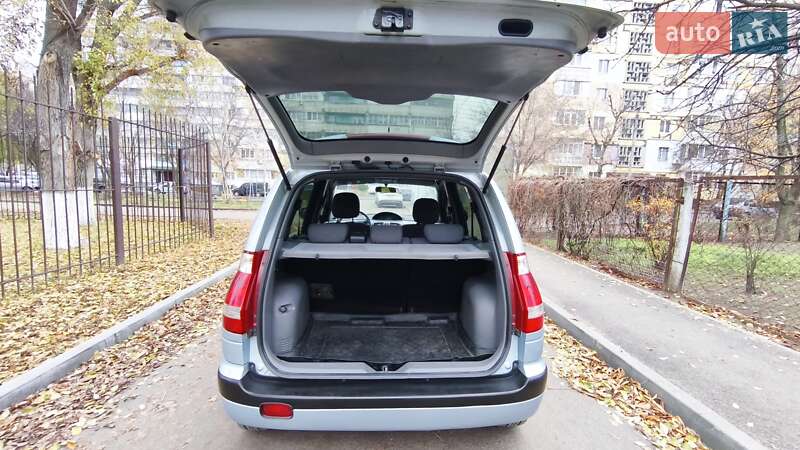 Мінівен Hyundai Matrix 2007 в Дніпрі