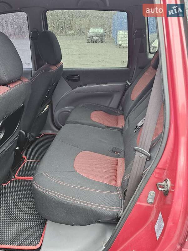 Минивэн Hyundai Matrix 2006 в Киеве