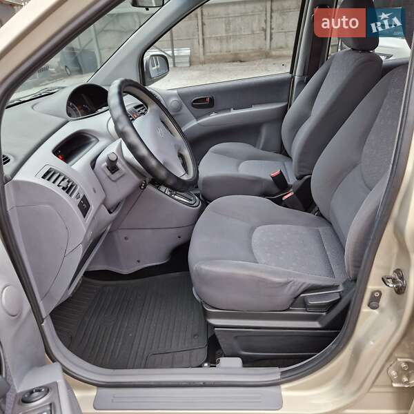 Минивэн Hyundai Matrix 2007 в Днепре