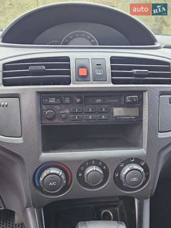 Минивэн Hyundai Matrix 2006 в Киеве