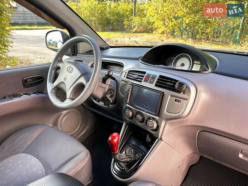 Минивэн Hyundai Matrix 2007 в Запорожье