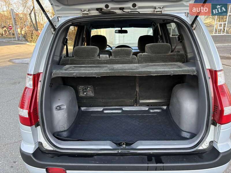 Минивэн Hyundai Matrix 2006 в Николаеве