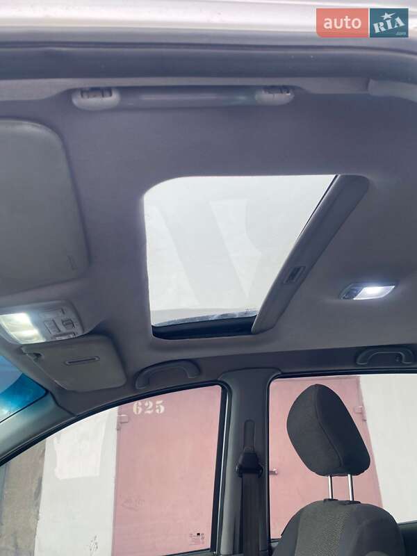 Минивэн Hyundai Matrix 2006 в Староконстантинове