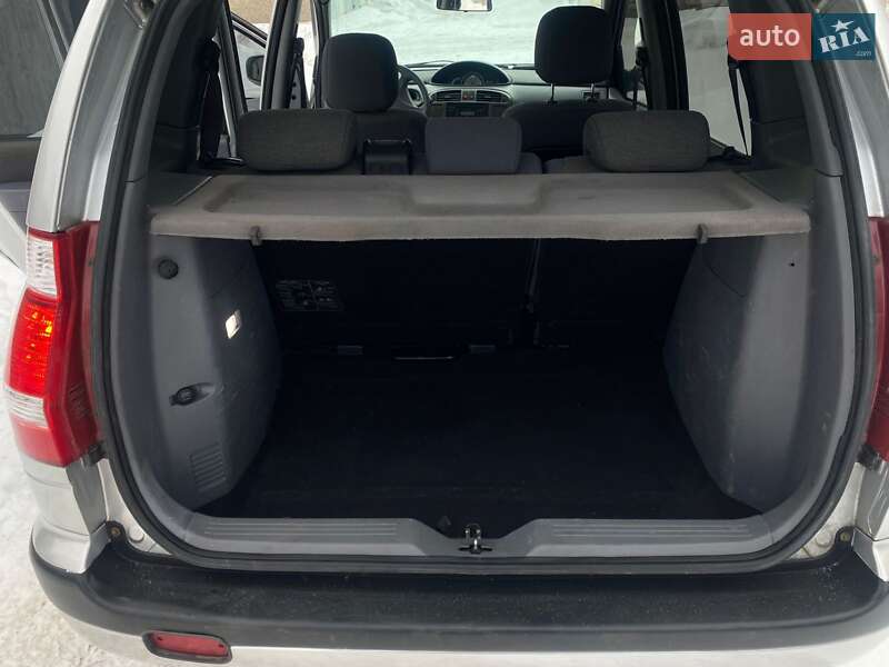 Минивэн Hyundai Matrix 2006 в Староконстантинове