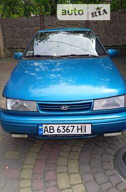 Седан Hyundai Pony 1993 в Лимане