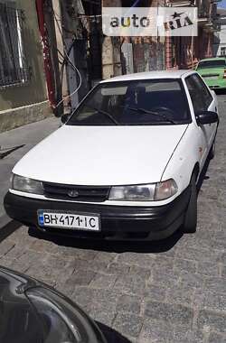 Седан Hyundai Pony 1994 в Одессе