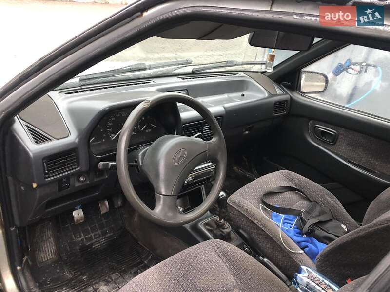Седан Hyundai Pony 1994 в Києві