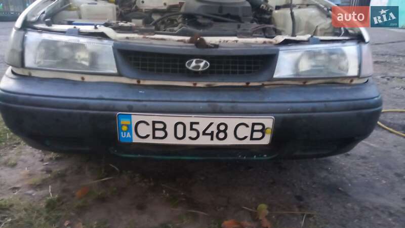 Седан Hyundai Pony 1994 в Смеле