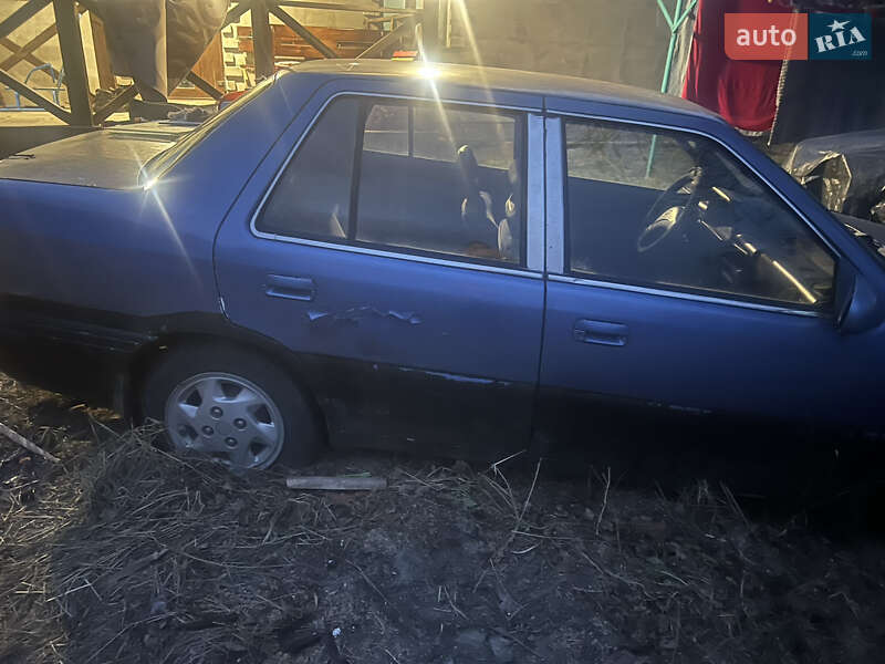 Седан Hyundai Pony 1993 в Дубровице фото 3 Седан Hyundai Pony 1993 в Дубровице
