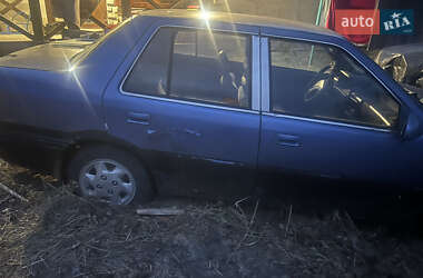 Седан Hyundai Pony 1993 в 