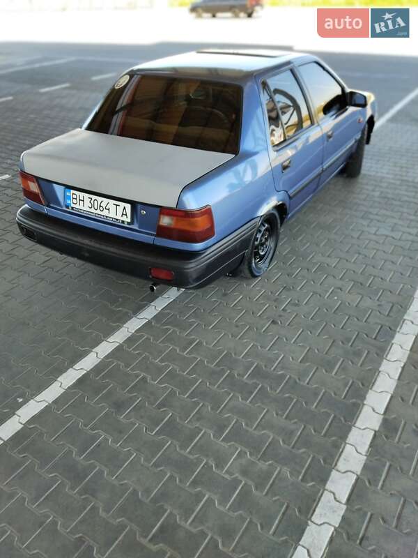 Седан Hyundai Pony 1993 в Корсунцях