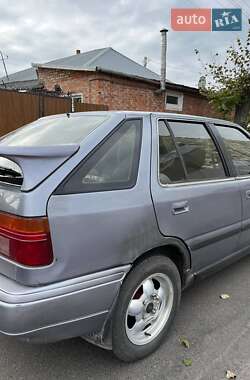 Хэтчбек Hyundai Pony 1992 в 