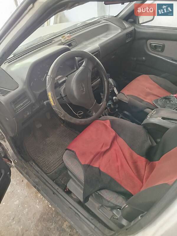 Седан Hyundai Pony 1994 в Лубнах фото 6 Седан Hyundai Pony 1994 в Лубнах