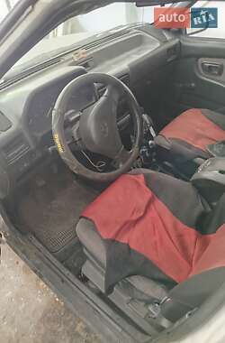 Седан Hyundai Pony 1994 в 