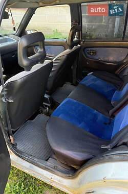 Седан Hyundai Pony 1992 в Львове