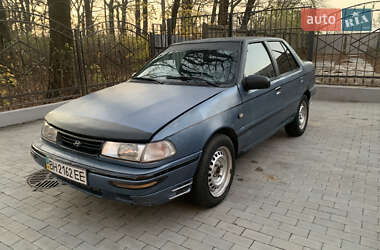 Седан Hyundai Pony 1992 в Овідіополі