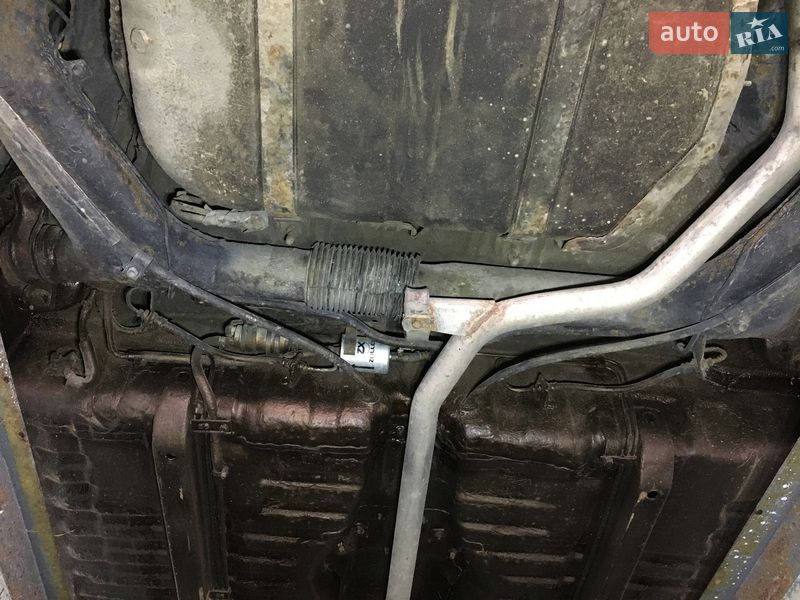 Седан Hyundai Pony 1992 в Вышгороде