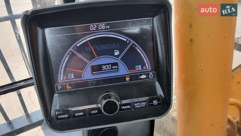 Гусеничный экскаватор Hyundai R 140LС-9А 2014 в Одессе