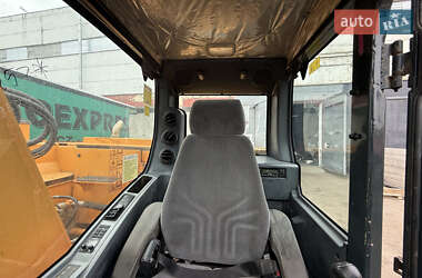 Гусеничный экскаватор Hyundai R 145LCR-9A 2015 в 