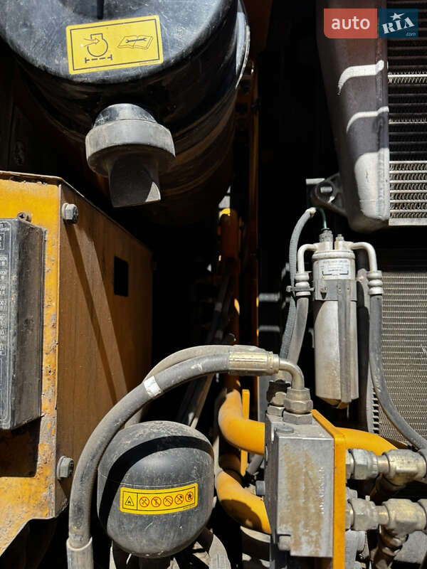 Екскаватор навантажувач Hyundai R 200-W7 2007 в Білій Церкві