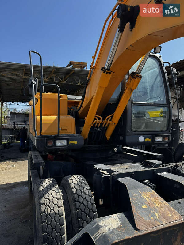 Екскаватор навантажувач Hyundai R 200-W7 2007 в Білій Церкві