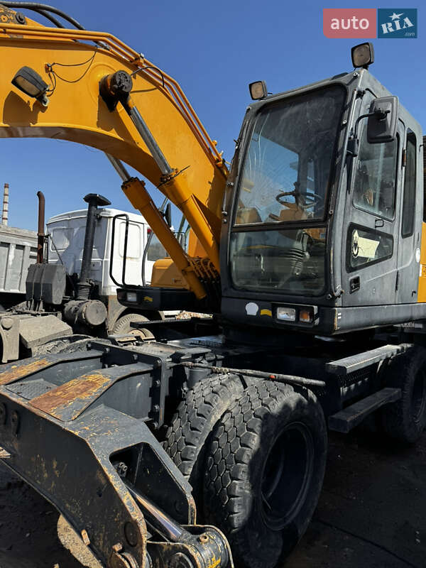 Екскаватор навантажувач Hyundai R 200-W7 2007 в Білій Церкві