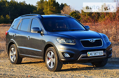 Внедорожник / Кроссовер Hyundai Santa FE 2012 в Днепре