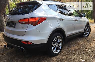 Внедорожник / Кроссовер Hyundai Santa FE 2014 в Киеве