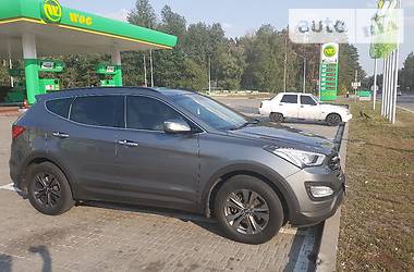 Внедорожник / Кроссовер Hyundai Santa FE 2014 в Киеве