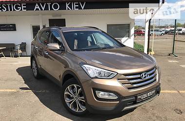 Внедорожник / Кроссовер Hyundai Santa FE 2013 в Киеве