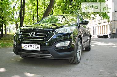 Позашляховик / Кросовер Hyundai Santa FE 2013 в Харкові