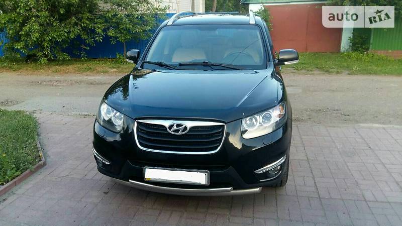 Hyundai Santa FE 2011 года