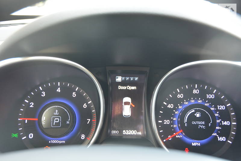 Позашляховик / Кросовер Hyundai Santa FE 2014 в Сваляві