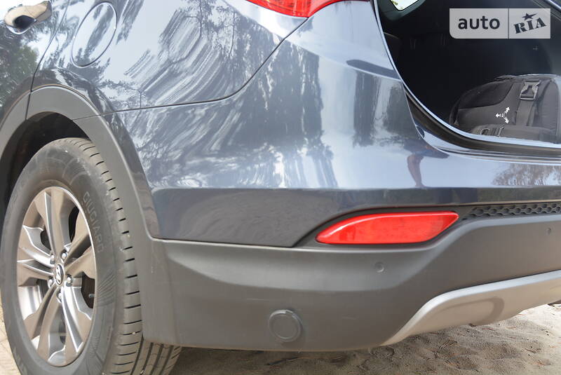 Позашляховик / Кросовер Hyundai Santa FE 2014 в Сваляві