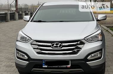 Позашляховик / Кросовер Hyundai Santa FE 2015 в Дніпрі