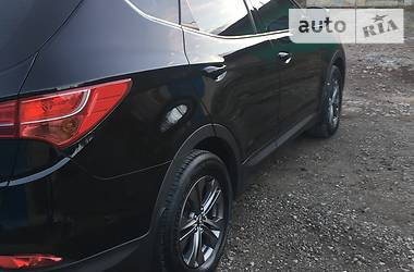 Позашляховик / Кросовер Hyundai Santa FE 2013 в 