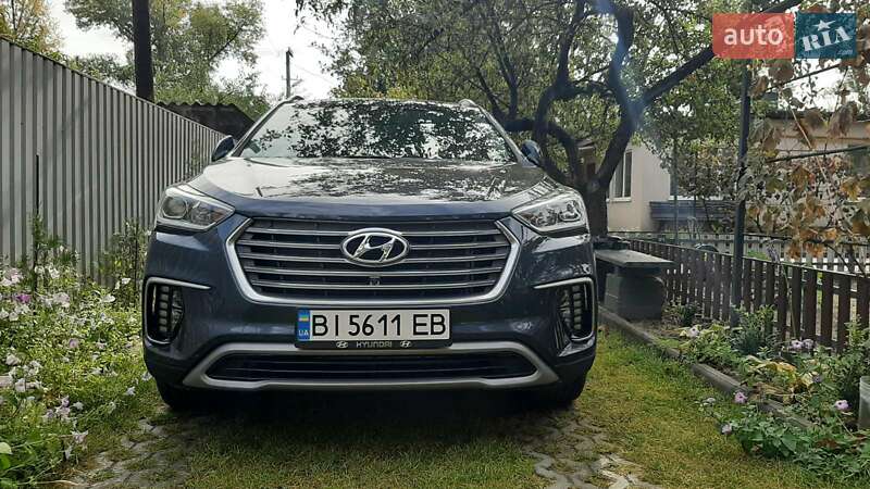 Внедорожник / Кроссовер Hyundai Santa FE 2017 в Полтаве