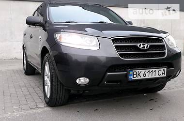 Универсал Hyundai Santa FE 2006 в Вишневом